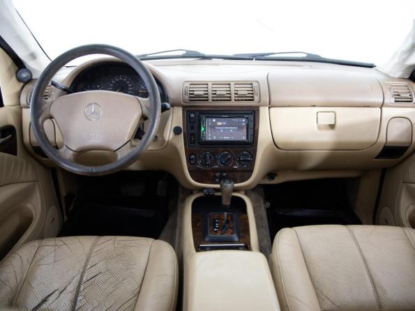 Mercedes-Benz M-Класс I (W163) Рестайлинг с пробегом 2001 года, цена 399 000 рублей, 275570 км, внедорожник, Автокод Объявления