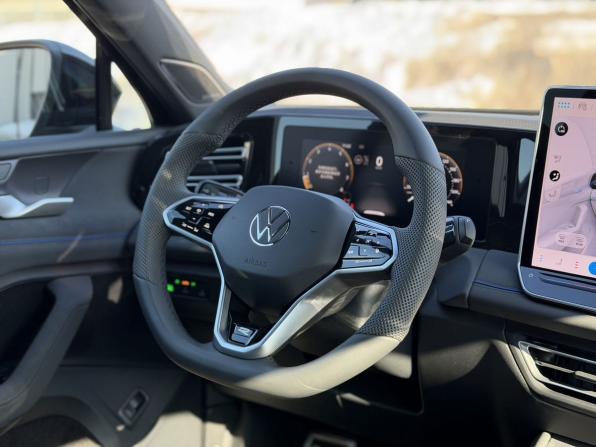 Volkswagen Tiguan III (China Market) с пробегом 2026 года, цена 4 600 000 рублей, 40 км, внедорожник, Автокод Объявления