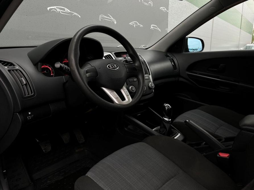 Kia Ceed I Рестайлинг Санкт-Петербург  - изображение 5