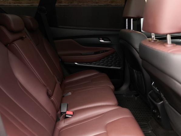 Hyundai Santa Fe IV с пробегом 2018 года, цена 3 064 000 рублей, 122023 км, внедорожник, Автокод Объявления