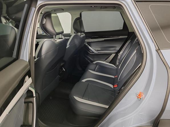 Geely Atlas II с пробегом 2025 года, цена 2 999 000 рублей, 24917 км, внедорожник, Автокод Объявления