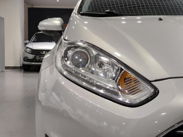 Ford Fiesta Mk6 Рестайлинг с пробегом 2015 года, цена 838 000 рублей, 80908 км, седан, Автокод Объявления
