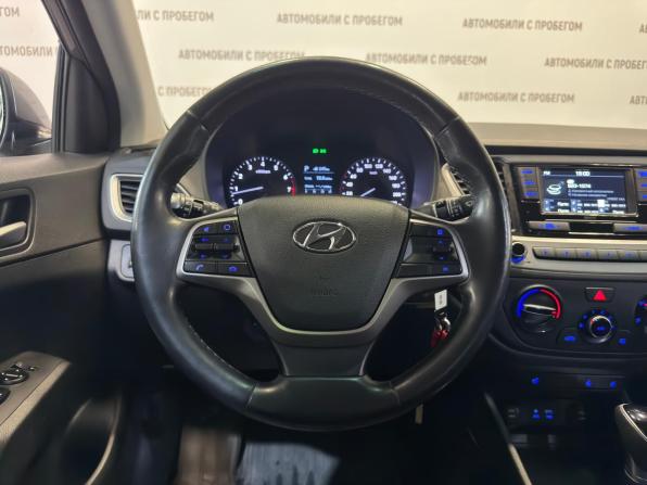 Hyundai Solaris II с пробегом 2017 года, цена 1 199 000 рублей, 150000 км, седан, Автокод Объявления