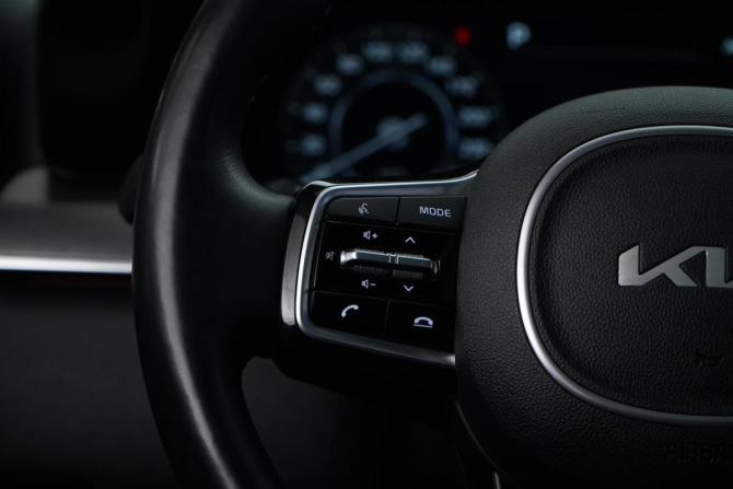 Kia Sorento IV с пробегом 2022 года, цена 3 977 077 рублей, 104177 км, внедорожник, Автокод Объявления