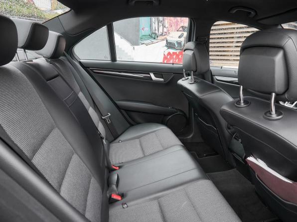 Mercedes-Benz C-Класс III (W204) Рестайлинг с пробегом 2011 года, цена 1 400 000 рублей, 289074 км, седан, Автокод Объявления