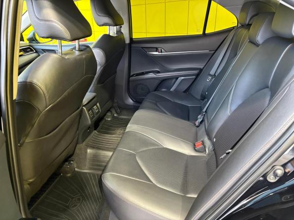 Toyota Camry VIII (XV70) с пробегом 2019 года, цена 2 429 000 рублей, 99990 км, седан, Автокод Объявления