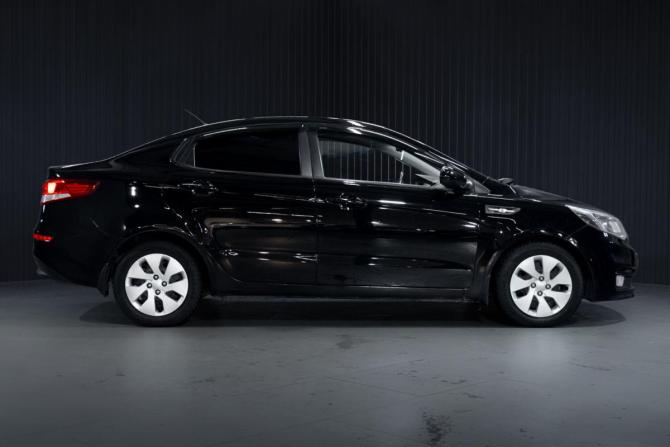 Kia Rio III Рестайлинг с пробегом 2015 года, цена 900 000 рублей, 127200 км, седан, Автокод Объявления