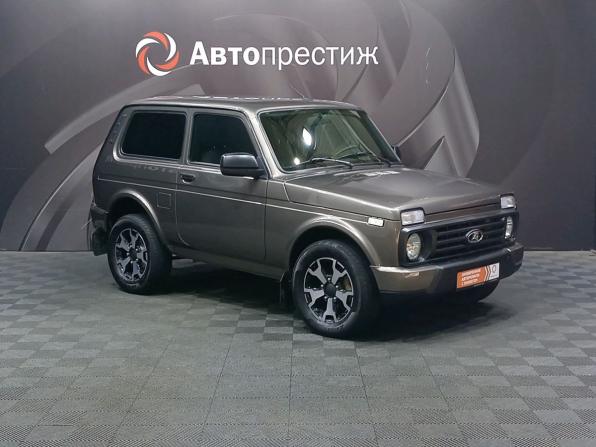 Lada (ВАЗ) Niva Legend I с пробегом 2024 года, цена 799 000 рублей, 9500 км, внедорожник, Автокод Объявления