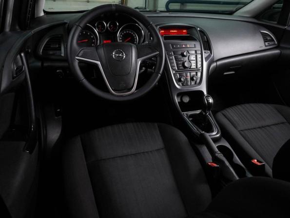 Opel Astra J Рестайлинг с пробегом 2012 года, цена 899 000 рублей, 146348 км, универсал, Автокод Объявления