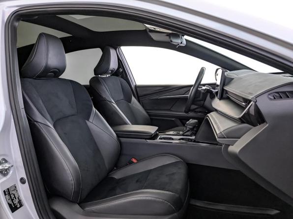 Toyota Camry IX (XV80) China Market с пробегом 2024 года, цена 3 800 000 рублей, 44745 км, седан, Автокод Объявления
