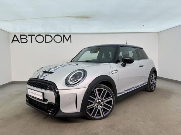 Mini Hatch III (F55/F56) Рестайлинг 2 с пробегом 2022 года, цена 3 790 000 рублей, 20650 км, хэтчбек, Автокод Объявления
