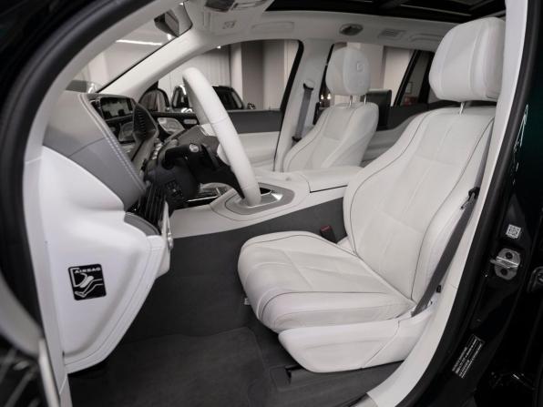 Mercedes-Benz Maybach GLS I с пробегом 2023 года, цена 25 700 000 рублей, 8944 км, внедорожник, Автокод Объявления