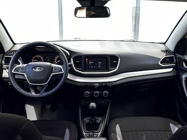 Lada (ВАЗ) Vesta I Рестайлинг (NG) с пробегом 2023 года, цена 1 175 000 рублей, 60283 км, седан, Автокод Объявления