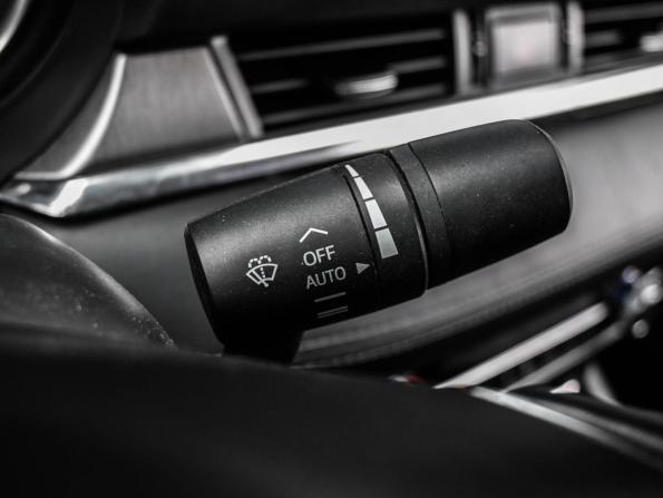 Mazda 6 III (GJ) Рестайлинг с пробегом 2018 года, цена 1 994 000 рублей, 123253 км, седан, Автокод Объявления