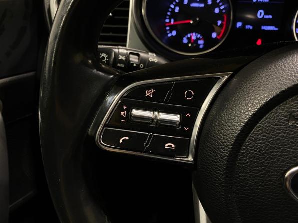 Kia Ceed III с пробегом 2020 года, цена 1 800 000 рублей, 142889 км, хэтчбек, Автокод Объявления