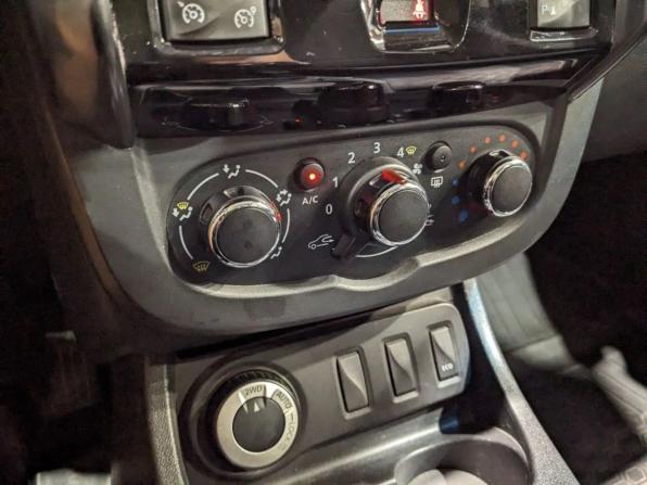 Renault Duster I Рестайлинг с пробегом 2017 года, цена 1 375 000 рублей, 124401 км, внедорожник, Автокод Объявления