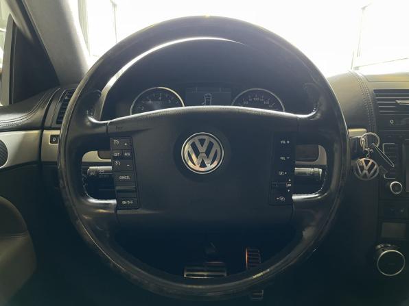 Volkswagen Touareg I Рестайлинг с пробегом 2008 года, цена 1 130 000 рублей, 225000 км, внедорожник, Автокод Объявления