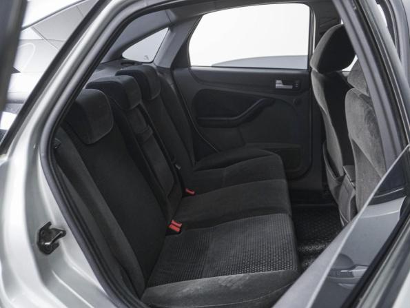 Ford Focus II с пробегом 2007 года, цена 630 000 рублей, 303684 км, седан, Автокод Объявления