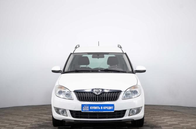 Skoda Roomster I Рестайлинг с пробегом 2013 года, цена 829 000 рублей, 168000 км, компактвэн, Автокод Объявления