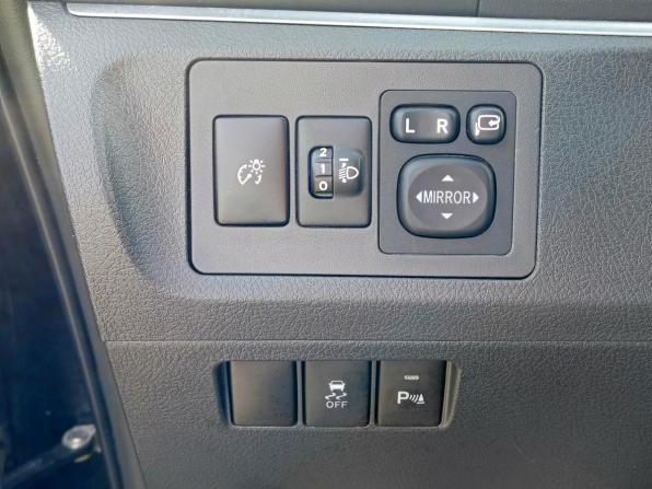 Toyota Verso I Рестайлинг с пробегом 2013 года, цена 1 459 995 рублей, 99380 км, компактвэн, Автокод Объявления