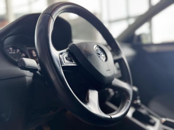 Skoda Octavia III (A7) с пробегом 2013 года, цена 1 099 000 рублей, 299385 км, лифтбек, Автокод Объявления