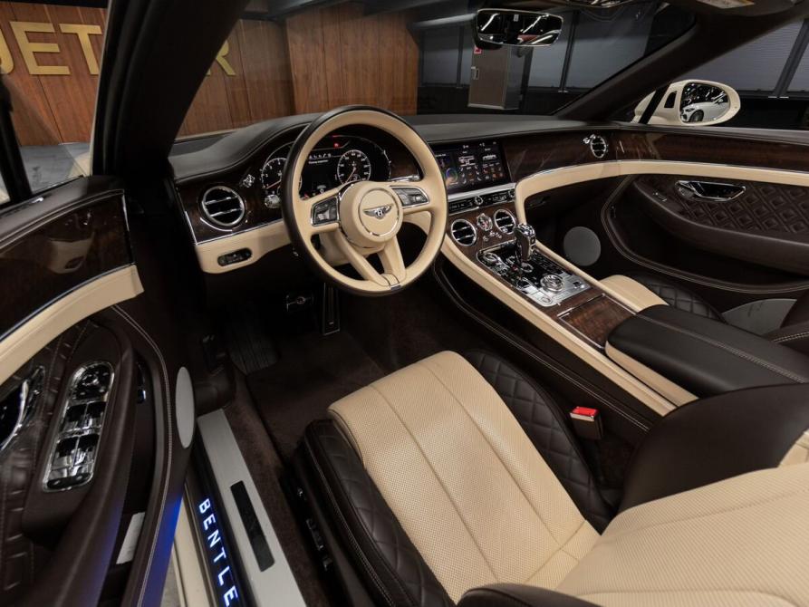 Bentley Continental GT III Москва  - изображение 16