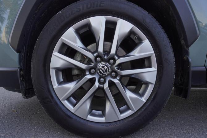 Toyota RAV4 V (XA50) с пробегом 2019 года, цена 3 420 000 рублей, 52575 км, внедорожник, Автокод Объявления