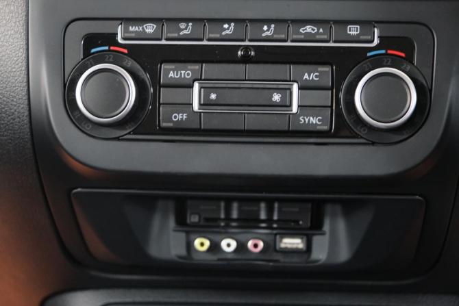 Volkswagen Tiguan I Рестайлинг с пробегом 2015 года, цена 1 629 000 рублей, 80000 км, внедорожник, Автокод Объявления