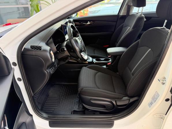 Kia Cerato IV с пробегом 2021 года, цена 2 199 000 рублей, 59012 км, седан, Автокод Объявления