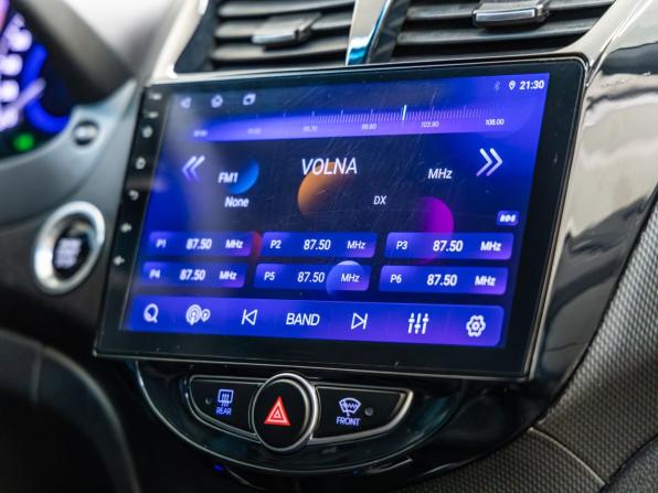 Hyundai Solaris I Рестайлинг с пробегом 2015 года, цена 1 098 000 рублей, 158203 км, хэтчбек, Автокод Объявления
