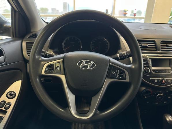 Hyundai Solaris I Рестайлинг с пробегом 2016 года, цена 962 000 рублей, 221842 км, седан, Автокод Объявления