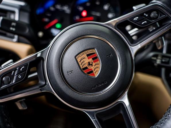 Porsche Macan I с пробегом 2018 года, цена 3 200 000 рублей, 166043 км, внедорожник, Автокод Объявления