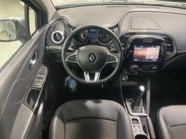 Renault Kaptur I Рестайлинг с пробегом 2021 года, цена 1 449 800 рублей, 191000 км, внедорожник, Автокод Объявления
