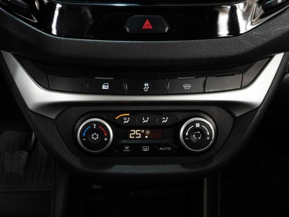 Lada (ВАЗ) Vesta I с пробегом 2018 года, цена 1 219 000 рублей, 110598 км, универсал, Автокод Объявления