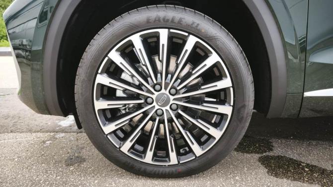 Новый Geely Monjaro I 2026 года, цена 4 899 990 рублей, внедорожник, Автокод Объявления