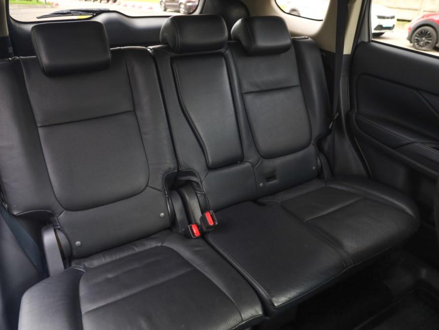 Mitsubishi Outlander III Рестайлинг 2 Санкт-Петербург  - изображение 24