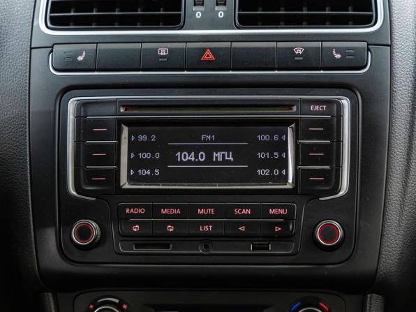 Volkswagen Polo V с пробегом 2013 года, цена 798 000 рублей, 135903 км, седан, Автокод Объявления