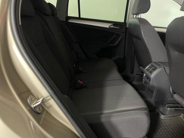 Volkswagen Tiguan II с пробегом 2020 года, цена 2 571 000 рублей, 119878 км, внедорожник, Автокод Объявления