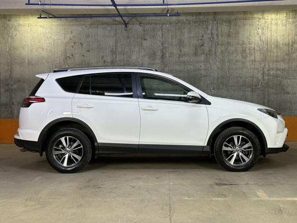 Toyota RAV4 IV (XA40) Рестайлинг с пробегом 2017 года, цена 2 649 000 рублей, 129904 км, внедорожник, Автокод Объявления