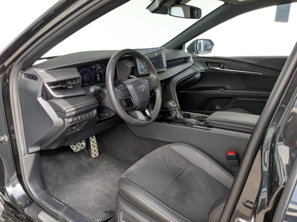 Toyota Camry IX (XV80) China Market с пробегом 2024 года, цена 3 900 000 рублей, 18224 км, седан, Автокод Объявления