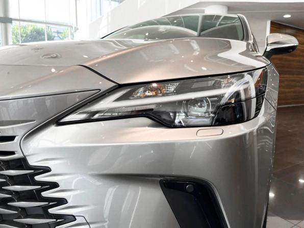 Lexus RX V с пробегом 2025 года, цена 7 875 000 рублей, 20 км, внедорожник, Автокод Объявления
