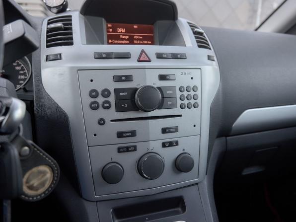 Opel Zafira B Рестайлинг с пробегом 2012 года, цена 875 000 рублей, 179113 км, компактвэн, Автокод Объявления