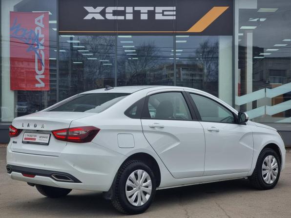 Lada (ВАЗ) Vesta I Рестайлинг (NG) с пробегом 2023 года, цена 1 349 000 рублей, 28723 км, седан, Автокод Объявления