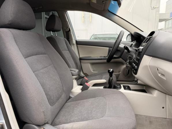 Kia Cerato I с пробегом 2006 года, цена 339 000 рублей, 207932 км, хэтчбек, Автокод Объявления