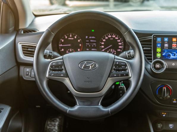 Hyundai Solaris II с пробегом 2019 года, цена 1 528 000 рублей, 65061 км, седан, Автокод Объявления