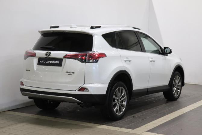 Toyota RAV4 IV (XA40) Рестайлинг с пробегом 2018 года, цена 2 505 000 рублей, 109872 км, внедорожник, Автокод Объявления