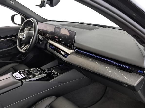 BMW 5 серии VIII (G60/G61/G68) с пробегом 2023 года, цена 6 360 000 рублей, 81077 км, седан, Автокод Объявления