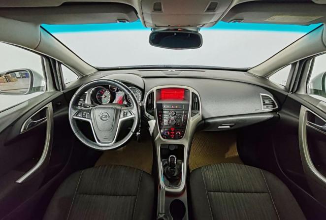 Opel Astra J с пробегом 2010 года, цена 440 000 рублей, 195000 км, хэтчбек, Автокод Объявления
