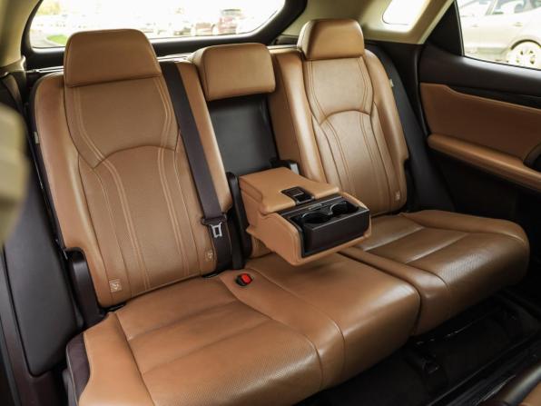 Lexus RX IV с пробегом 2017 года, цена 3 999 000 рублей, 162129 км, внедорожник, Автокод Объявления