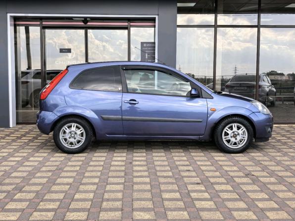 Ford Fiesta Mk5 с пробегом 2006 года, цена 350 000 рублей, 138861 км, хэтчбек, Автокод Объявления
